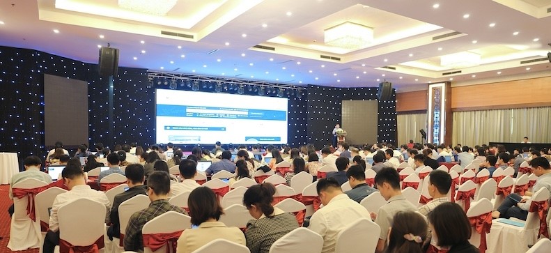 Toàn cảnh hội nghị