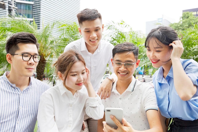 Đa dạng thanh toán mua sắm - di chuyển - giải trí trên Agribank E-Mobile Banking