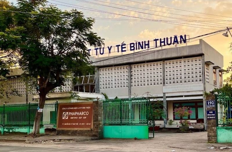 Vi phạm về báo cáo giá thuốc, công ty Dược và Vật tư y tế Bình Thuận bị xử phạt 100 triệu đồng Vi phạm về báo cáo giá thuốc, công ty Dược và Vật tư y tế Bình Thuận bị xử phạt 100 triệu đồng