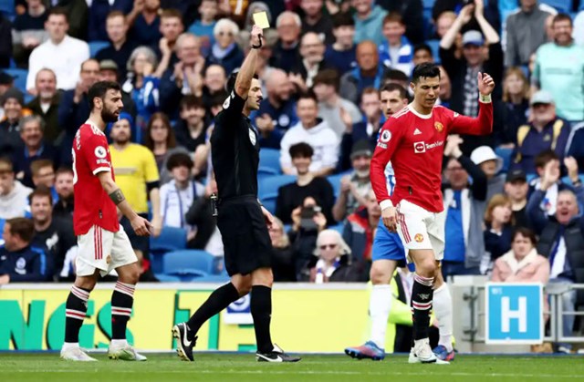 that-bai-truoc-brighton-c225c-cau-thu-man-utd-bi-tru-luong_1.jpg