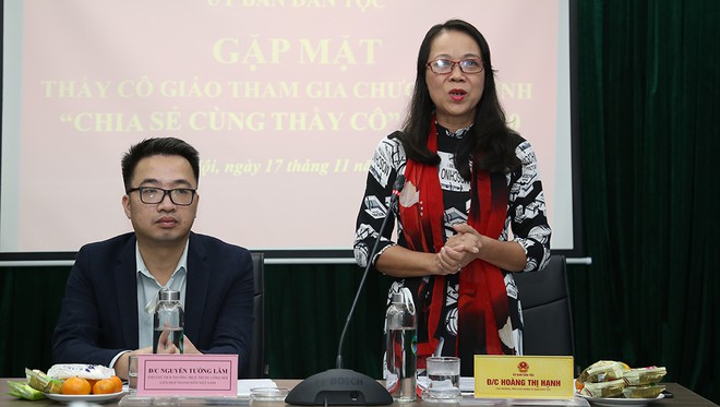 Thầy cô giáo lo ngại tình trạng 'học nhiều rồi cũng về làm nương' - ảnh 1