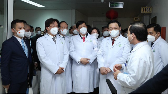 Thầy thuốc của nhân dân