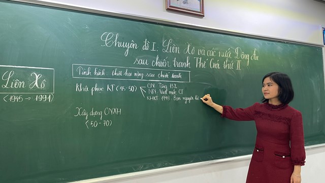 Thay vì tranh cãi tự chọn hay bắt buộc, môn Lịch sử cần sự thay đổi