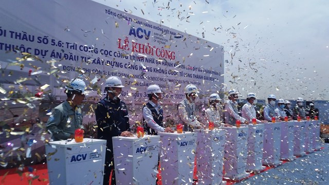 Thi công cọc công trình nhà ga hành khách sân bay Long Thành giai đoạn 1