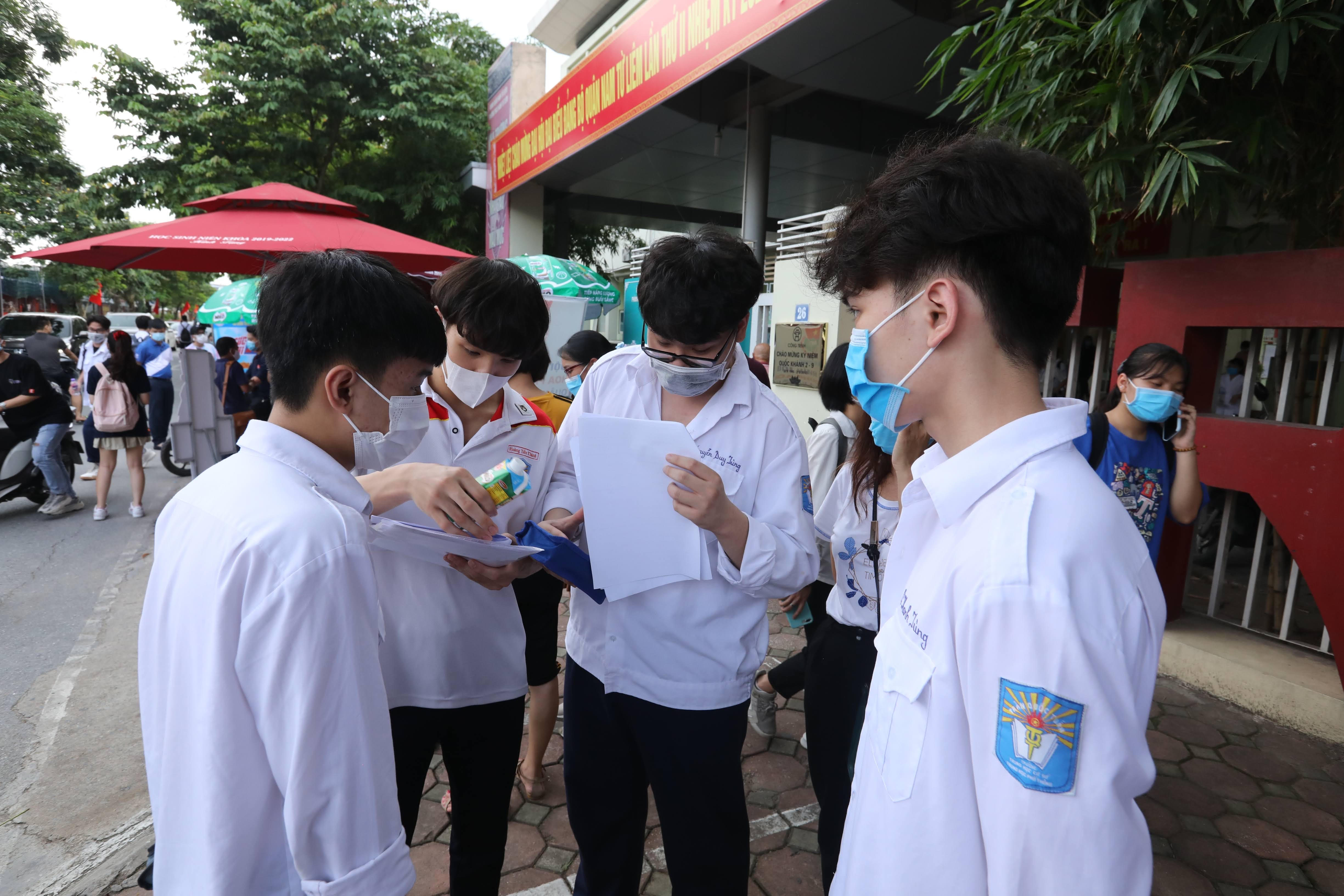 thi-tot-nghiep-thpt-nam-2022-nhung-luu-253-kh244ng-the-bo-qua_1.jpg