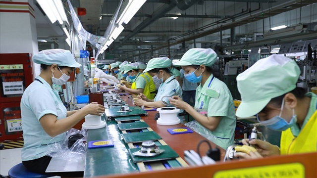 Thị trường lao động hồi phục mạnh mẽ