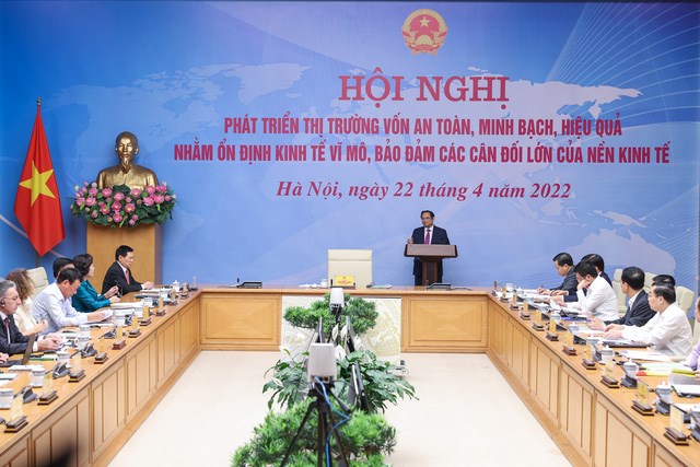 thong-doc-nguyen-thi-hong-kien-nghi-nhieu-giai-ph225p-de-ph225t-trien-thi-truong-t224i-ch237nh-minh-bach-hieu-qua_2.jpeg