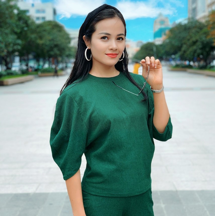 thu-h224-39thuong-ng224y-nang-ve39-bi-h224ng-x243m-gh233t-l226y-v236-d243ng-vai-phan-dien-qu225-dat_2.jpg thu-h224-39thuong-ng224y-nang-ve39-bi-h224ng-x243m-gh233t-l226y-v236-d243ng-vai-phan-dien-qu225-dat_2.jpg