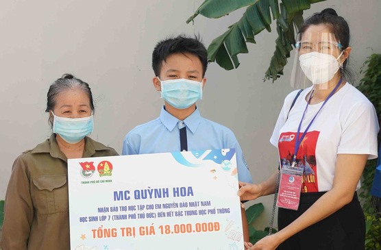 MC Quỳnh Hoa. Ảnh: NSCC,