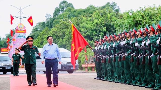 Thủ tướng Phạm Minh Chính làm việc với lực lượng vũ trang tỉnh Đắk Lắk