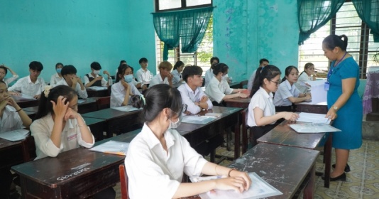 Thừa Thiên Huế ghi nhận 41 bài thi đạt điểm 10 tuyệt đối trong kỳ thi tốt nghiệp THPT 2022