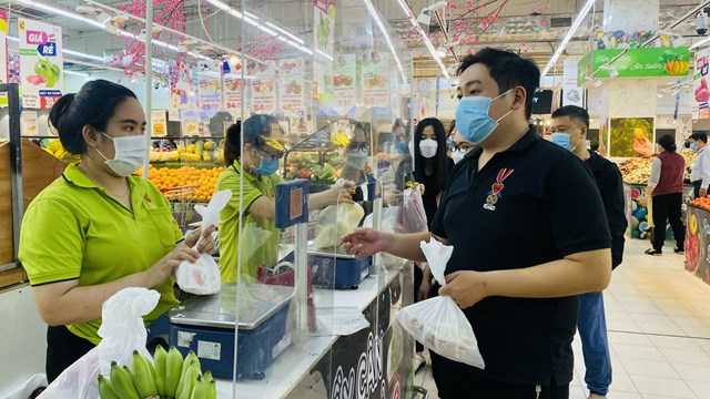 Thực phẩm sau Tết: Giá cả có leo thang?