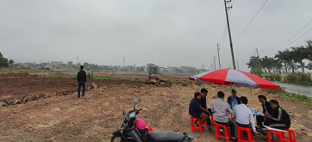 Thuốc “hạ” sốt đất! - Ảnh 1. Thuốc “hạ” sốt đất! - Ảnh 1.
