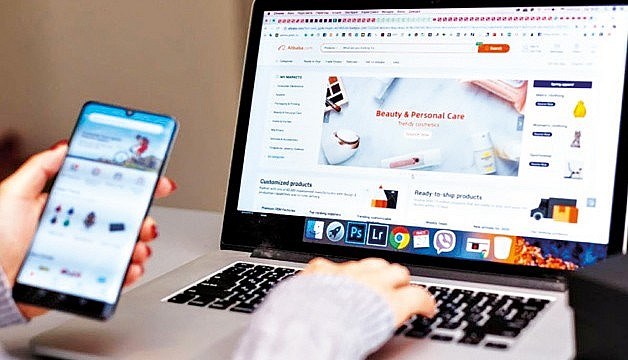 Thương mại điện tử tăng trưởng mạnh mẽ