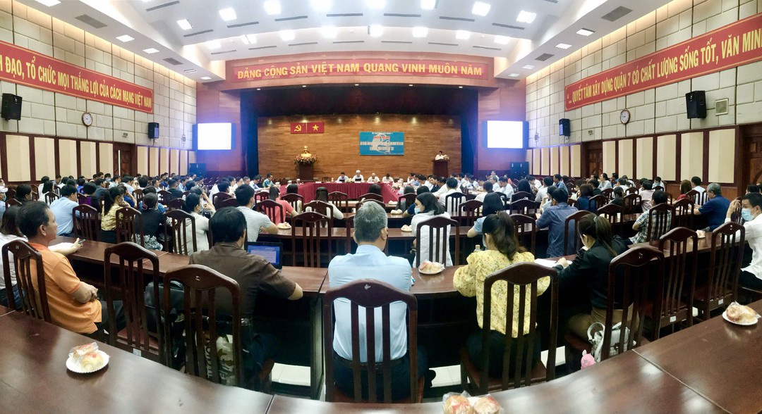 'Tiếp sức' người dân, doanh nghiệp vượt bão Covid-19