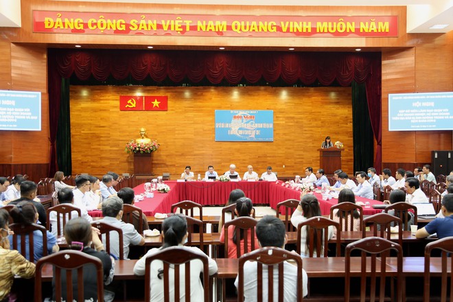 'Tiếp sức' người dân, doanh nghiệp vượt bão Covid-19 - ảnh 1