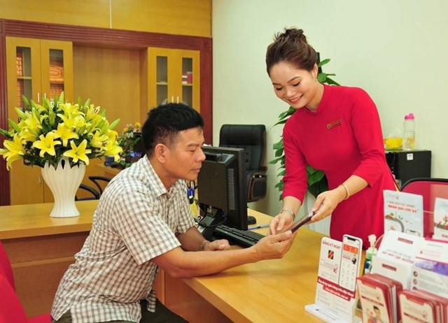tiep-tuc-giam-l227i-suat-agribank-ho-tro-kh225ch-h224ng-v224-doanh-nghiep-vuot-kh243-trong-dai-dich_2.jpg tiep-tuc-giam-l227i-suat-agribank-ho-tro-kh225ch-h224ng-v224-doanh-nghiep-vuot-kh243-trong-dai-dich_2.jpg