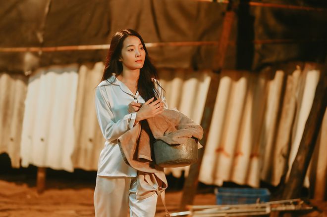 'Tiểu tam' Karen Nguyễn thủ đoạn trong tập 9 phim đam mỹ Việt 'Ước hẹn làng chài' - ảnh 1