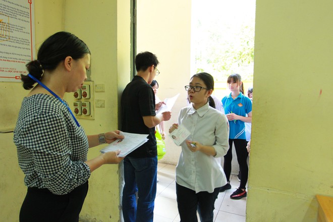Tin tức giáo dục đặc biệt trên báo in ngày mai 14.1.2021 - ảnh 2