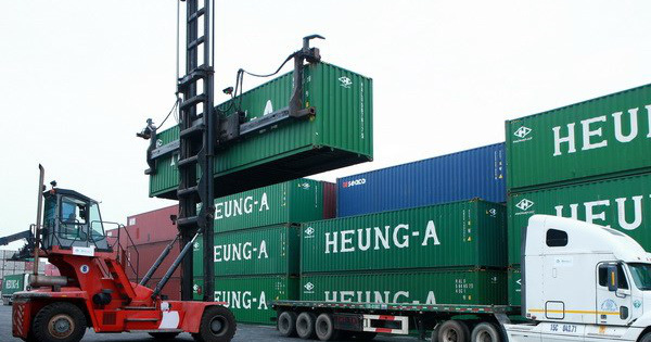 TNG: Tình trạng thiếu vỏ container và giá cước tăng cao tác động làm giảm doanh thu tháng 7/2021