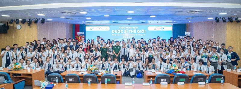 Các dược sĩ Pharmacity tham gia sự kiện với nhiều hoạt động ý nghĩa Các dược sĩ Pharmacity tham gia sự kiện với nhiều hoạt động ý nghĩa