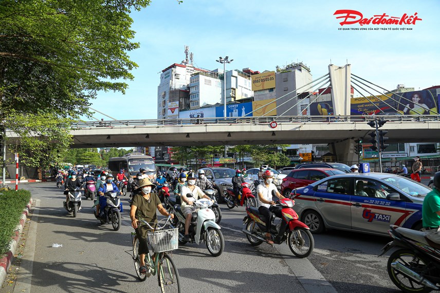 to-chuc-lai-giao-th244ng-tai-ng227-tu-so-luc-luong-chuc-nang-cang-m236nh-nguoi-d226n-dan-tu226n-thu_12.jpg