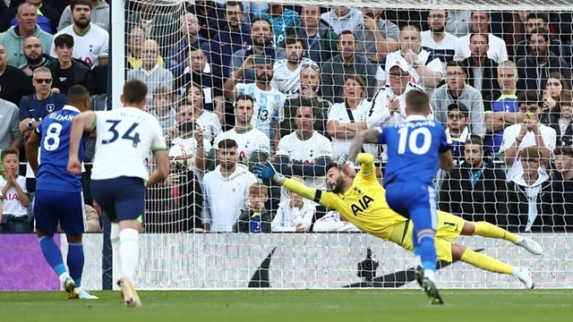 Tottenham thắng đậm 6-2 trước Leicester