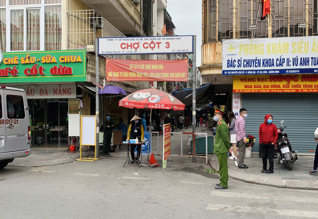  TP Hạ Long dừng bắn pháo hoa đêm giao thừa, tiết kiệm tiền để mua test thử Covid-19 - Ảnh 1.