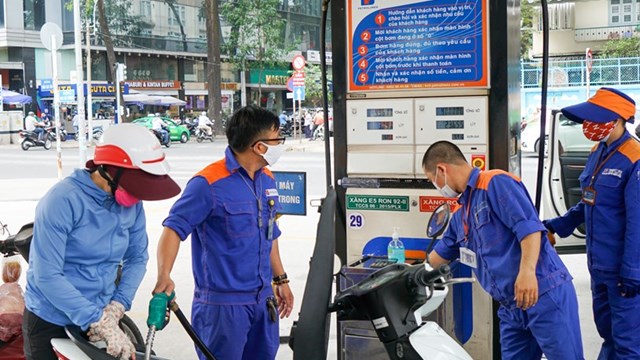 TP HCM đảm bảo lượng hàng dự trữ, ổn định giá cả các mặt hàng xăng dầu