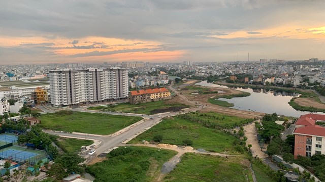 TP HCM: Hàng trăm dự án nhà ở bị ‘mắc kẹt’, ngân sách thất thu