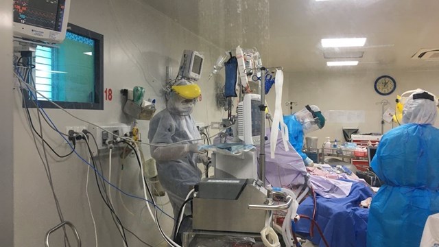 TP Hồ Chí Minh đã tiếp nhận 10.000 lọ thuốc Remdesivir