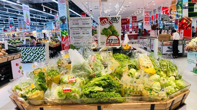 TP Hồ Chí Minh: Hệ thống siêu thị giữ vững bình ổn giá, đảm bảo nguồn hàng