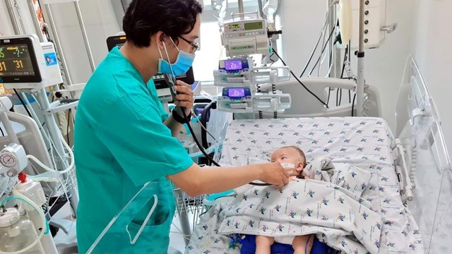 TP Hồ Chí Minh: Hơn 2.000 trẻ em bị mắc Covid-19