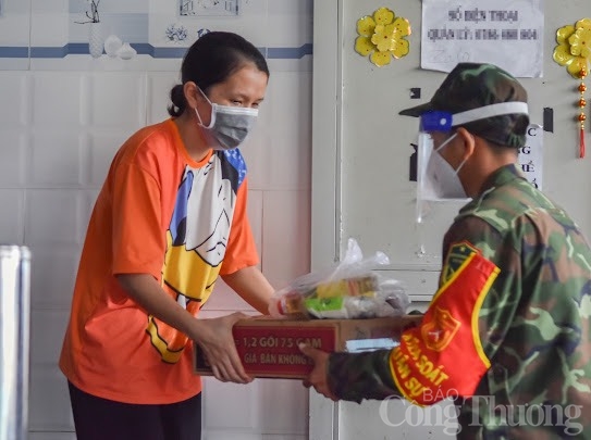TP. Hồ Chí Minh những ngày thắm tình quân dân