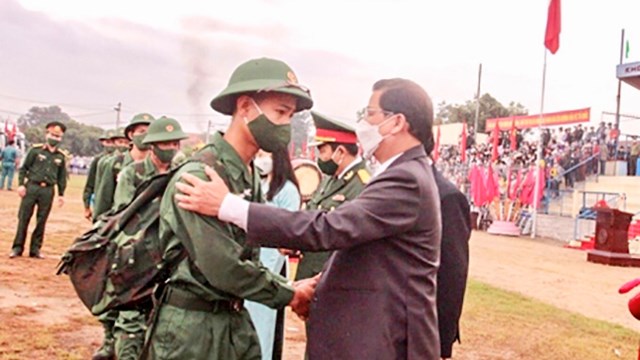 TP Nha Trang: 17 tân binh có trình độ đại học