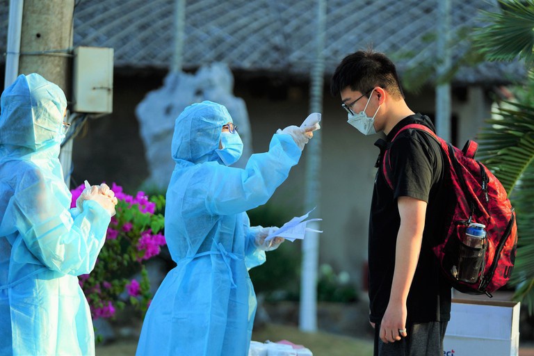 TP.HCM: 46 khách sạn cách ly có thu phí phòng dịch Covid-19, ai được đăng ký? - ảnh 1