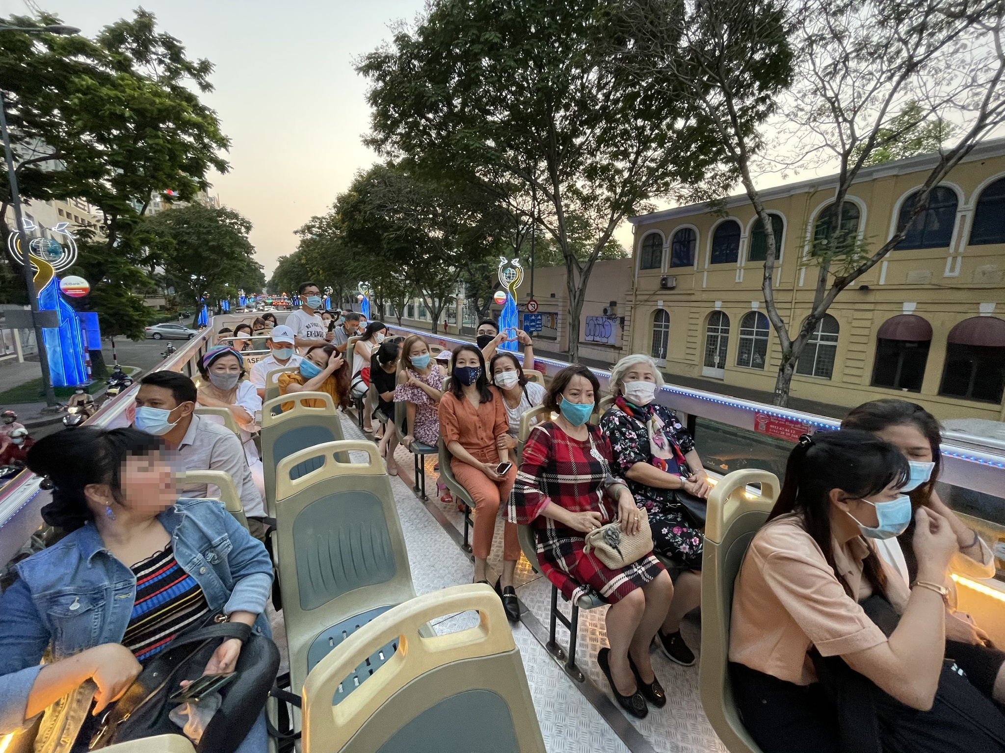 TP.HCM bùng phát dịch Covid-19: Công ty du lịch ngưng thảm thương, hướng dẫn viên về quê - ảnh 1