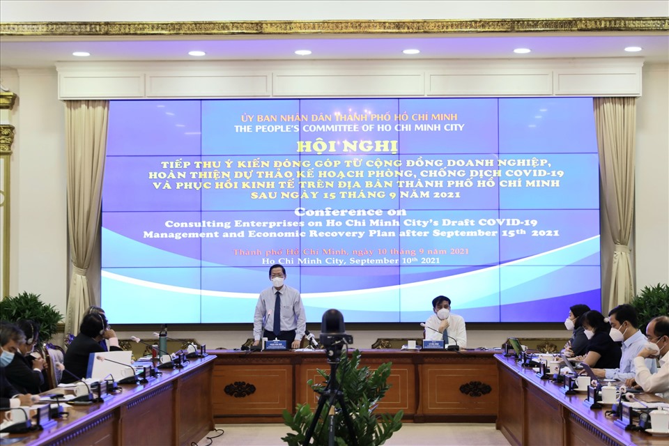 Chủ tịch UBND TPHCM Phan Văn Mãi phát biểu tại hội nghị. Ảnh: Huyền Mai