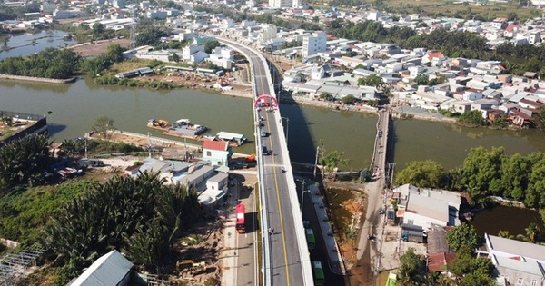 Tp.HCM xây dựng Đề án chuyển 5 huyện vùng ven lên quận