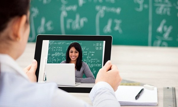 Tràn lan các lớp học Online tự phát: Băn khoăn câu chuyện chất lượng