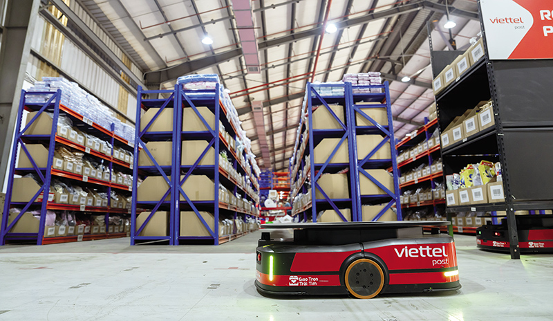 Robot Việt đón cơ hội trên đường đua ngàn tỷ USD