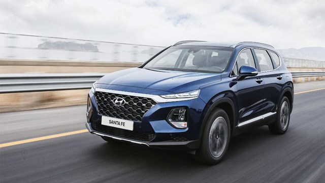 Triệu hồi hơn 17.000 xe Hyundai Santa Fe tại Việt Nam