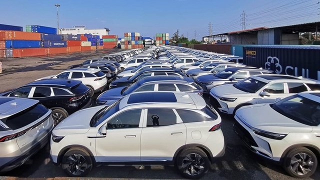 Trong tháng 4, hơn 13.000 xe ô tô nguyên chiếc được nhập khẩu
