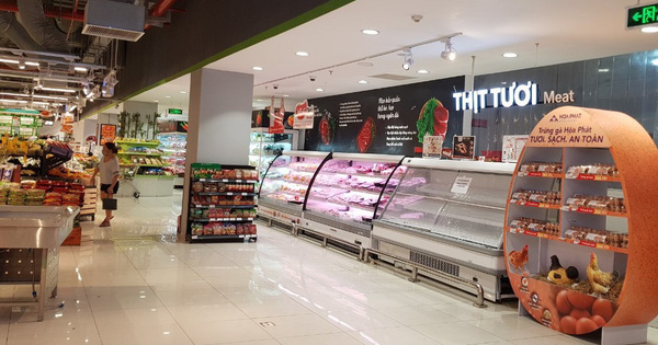 Trứng gà Hòa Phát đã vào hệ thống siêu thị Vinmart, mỗi ngày cung cấp 750.000 quả