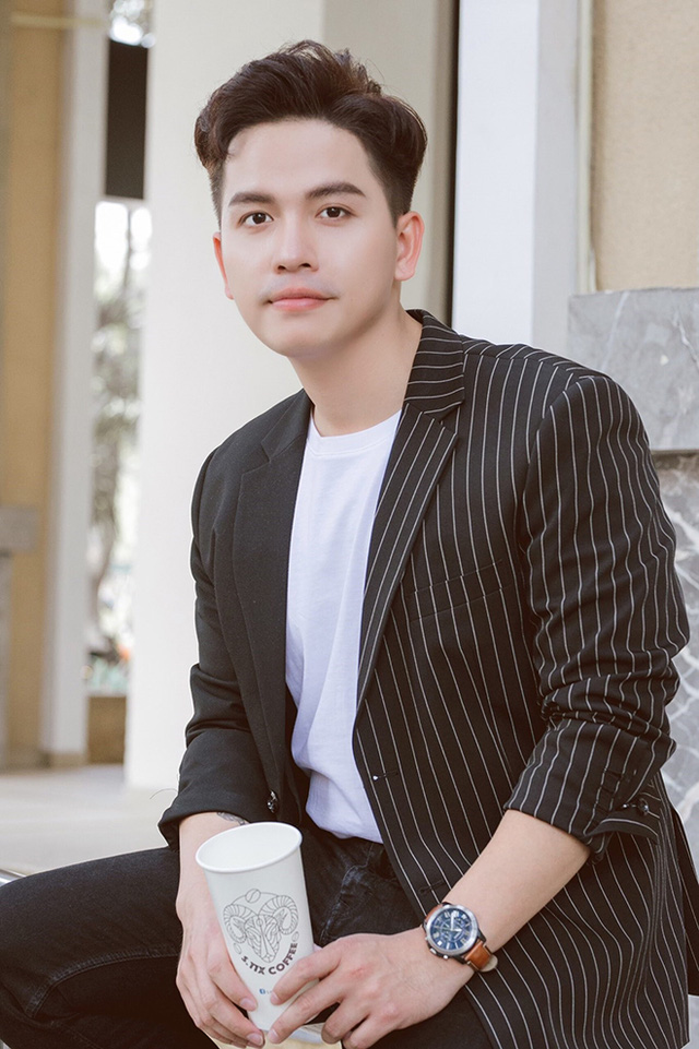 Trước khi bị tố ‘ôm 200 tỷ lặn mất tăm’, CEO S.Tix Coffee từng được ca ngợi trên truyền hình, nhắn nhủ giới trẻ đừng bao giờ từ bỏ đam mê! - Ảnh 4. Trước khi bị tố ‘ôm 200 tỷ lặn mất tăm’, CEO S.Tix Coffee từng được ca ngợi trên truyền hình, nhắn nhủ giới trẻ đừng bao giờ từ bỏ đam mê! - Ảnh 4.