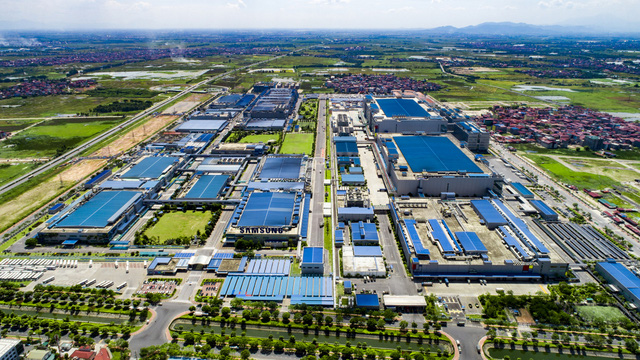 Từ làn sóng FDI tỷ USD xông đất năm Tân Sửu - Ảnh 1. Từ làn sóng FDI tỷ USD xông đất năm Tân Sửu - Ảnh 1.