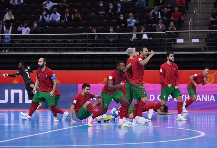 tuyen-futsal-bo-d224o-nha-l224m-n234n-lich-su-v224o-chung-ket-world-cup-sau-loat-lu226n-luu_4.jpg tuyen-futsal-bo-d224o-nha-l224m-n234n-lich-su-v224o-chung-ket-world-cup-sau-loat-lu226n-luu_4.jpg