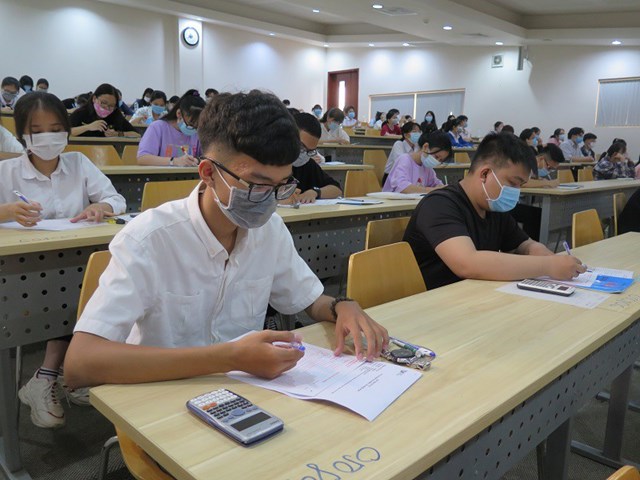 tuyen-sinh-dai-hoc-2022-suc-h250t-cua-ky-thi-d225nh-gi225-nang-luc_1.jpg tuyen-sinh-dai-hoc-2022-suc-h250t-cua-ky-thi-d225nh-gi225-nang-luc_1.jpg