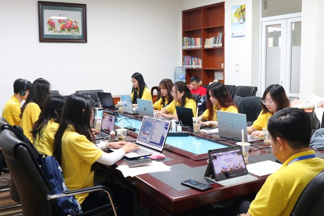 tuyen-sinh-dh-2022-x233t-tuyen-thang-bang-chung-chi-tieng-anh-trong-nuoc_1.jpg tuyen-sinh-dh-2022-x233t-tuyen-thang-bang-chung-chi-tieng-anh-trong-nuoc_1.jpg