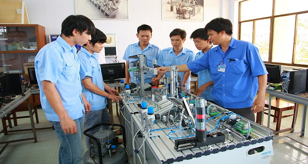 tuyen-sinh-gi225o-duc-nghe-nghiep-2021-5-giai-ph225p-dot-ph225_1.png tuyen-sinh-gi225o-duc-nghe-nghiep-2021-5-giai-ph225p-dot-ph225_1.png
